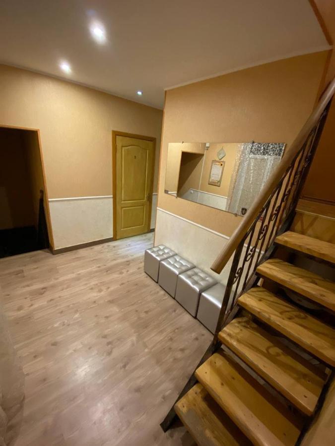 Inn Khlibodarskiy Khlibodarske Buitenkant foto