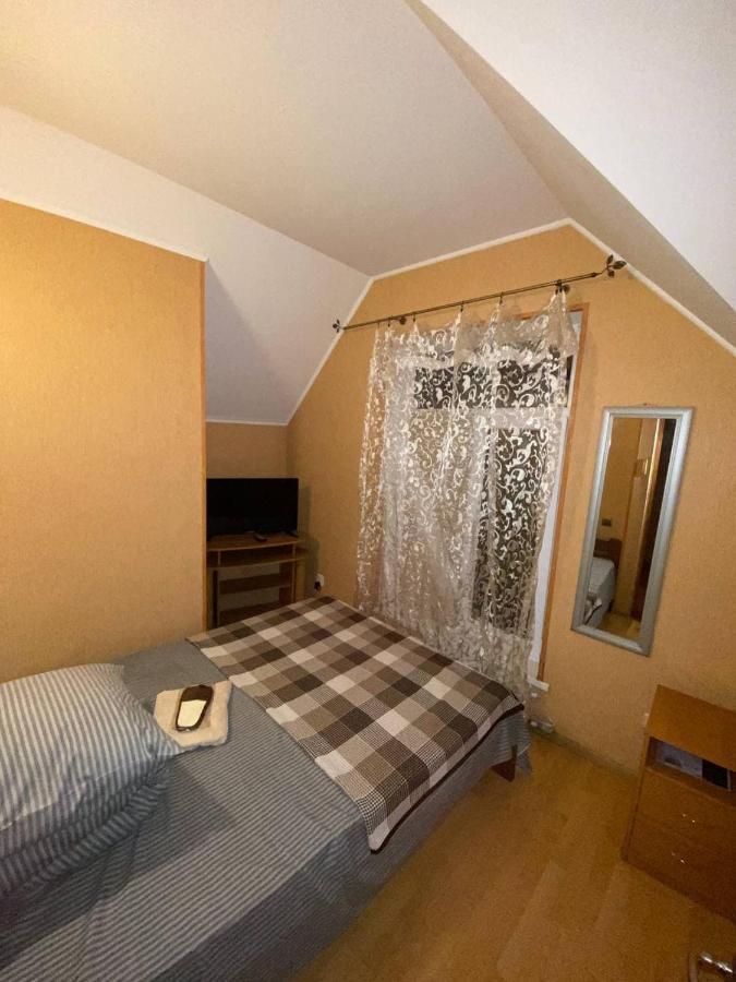 Inn Khlibodarskiy Khlibodarske Buitenkant foto